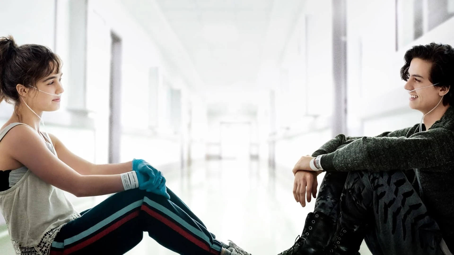 Năm Bước Để Yêu (Five Feet Apart)