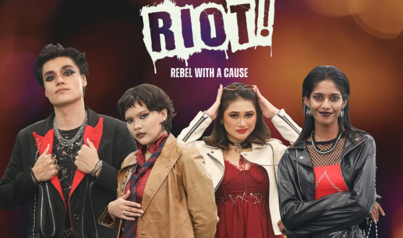 Nổi Loạn Mang Nguyên Cớ (Riot! Rebel With A Cause)