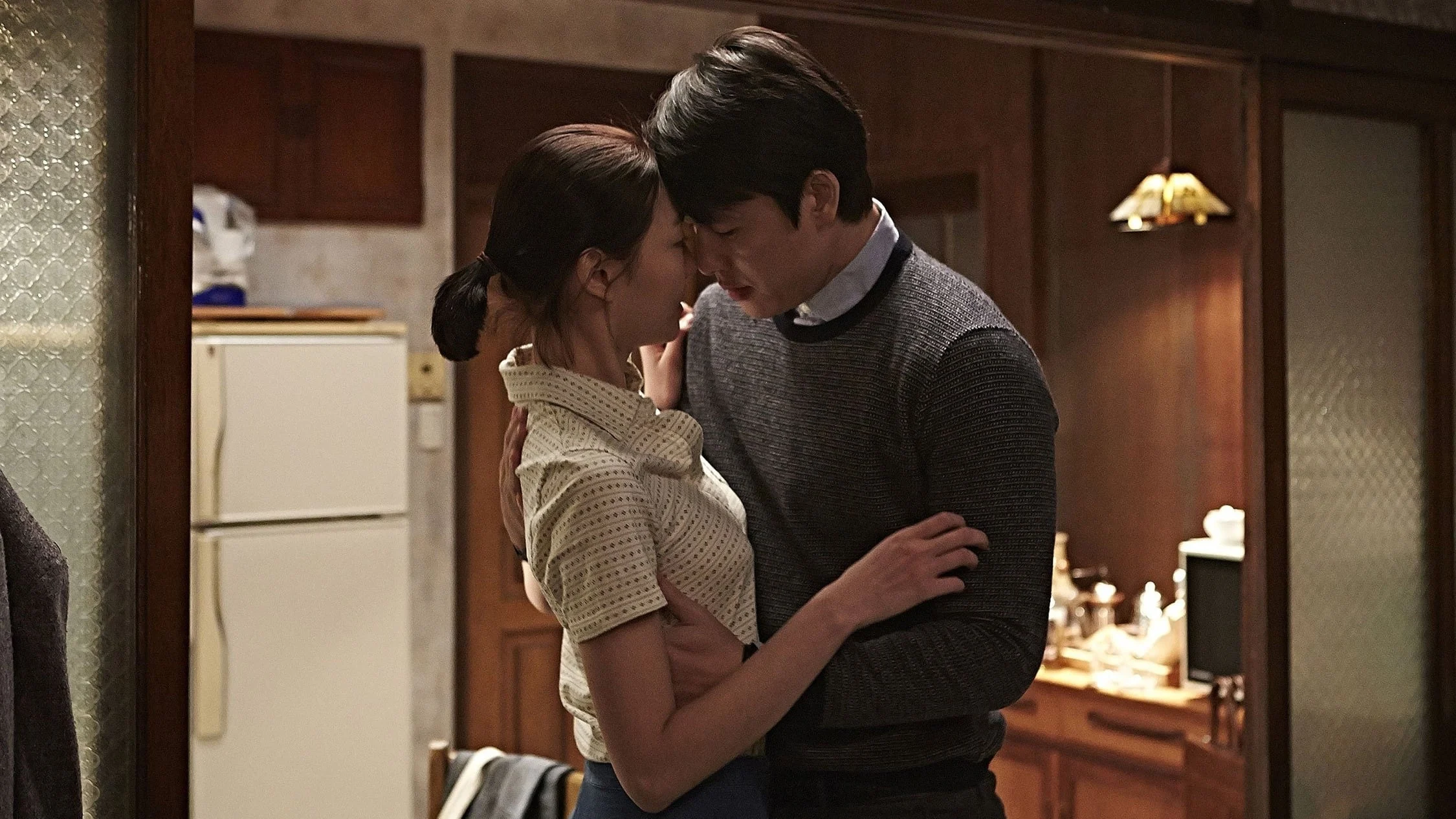 Má Hồng Thơ Ngây (Scarlet Innocence)